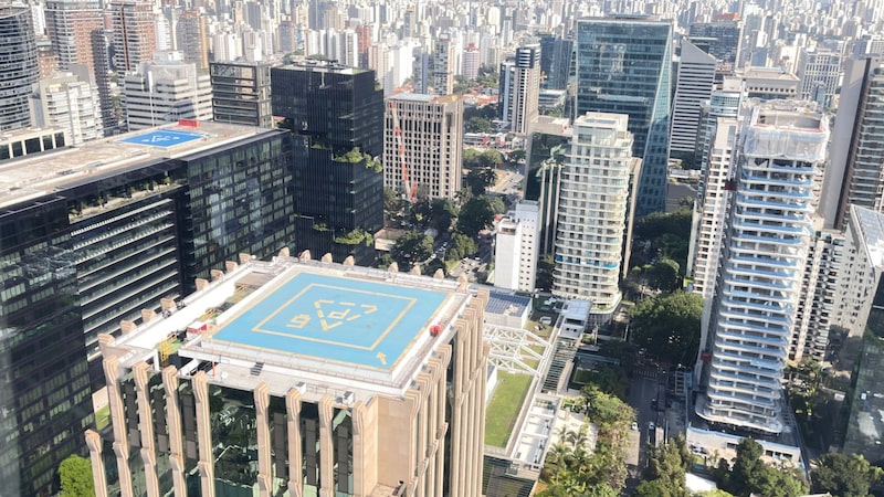 Advent capta US$ 30 bilhões e amplia munição para negócios no Brasil após eleição Advent capta US$ 30 bilhões e amplia munição para negócios no Brasil após eleição