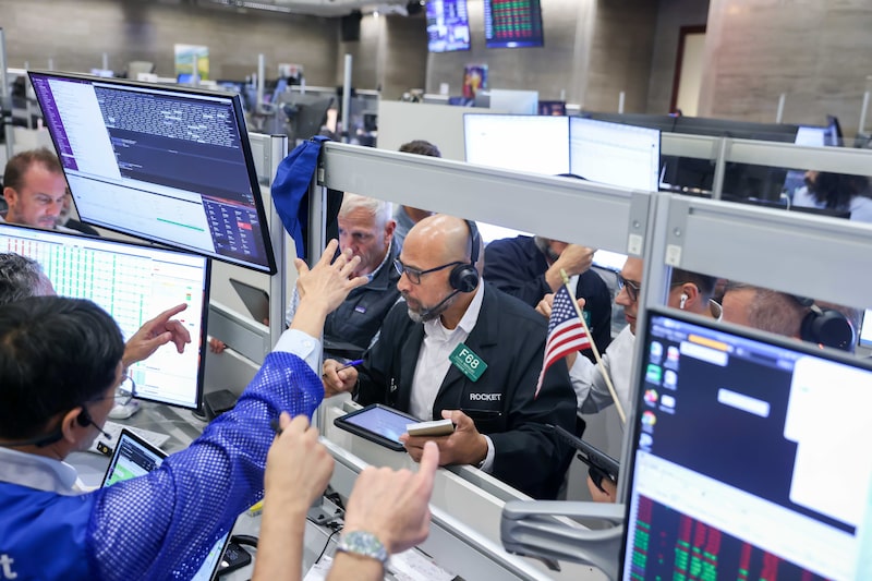 Traders work after a Federal Open Market Committee (FOMC) meeting on the floor of the American Stock Exchange (AMEX) at the New York Stock Exchange (NYSE) in New York, US, on Wednesday, July 29, 2026. Federal Reserve officials left interest rates unchanged, but a fractured vote signaled growing conviction among some policymakers that higher rates are needed to curb resurgent inflation. Photographer: Michael Nagle/Bloomberg Traders work after a Federal Open Market Committee (FOMC) meeting on the floor of the American Stock Exchange (AMEX) at the New York Stock Exchange (NYSE) in New York, US, on Wednesday, July 29, 2026. Federal Reserve officials left interest rates unchanged, but a fractured vote signaled growing conviction among some policymakers that higher rates are needed to curb resurgent inflation. Photographer: Michael Nagle/Bloomberg