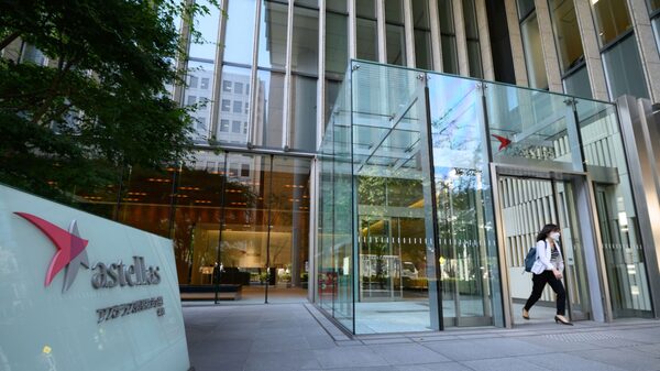 Gigante farmacêutica do Japão compra empresa de medicamentos por US$ 5,9 bilhões Gigante farmacêutica do Japão compra empresa de medicamentos por US$ 5,9 bilhões