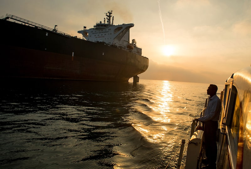 Estreito de Hormuz é essencial para o fluxo global de petróleo e gás natural (Foto: Ali Mohammadi/Bloomberg) Estreito de Hormuz é essencial para o fluxo global de petróleo e gás natural (Foto: Ali Mohammadi/Bloomberg)