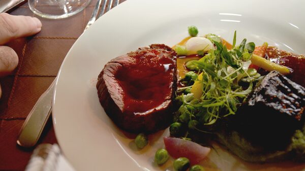 Buenas noticias: no tienes que dejar de comer carne Buenas noticias: no tienes que dejar de comer carne