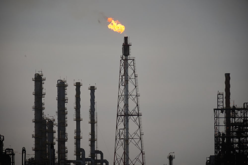 Trump amenaza con imponer aranceles a países que suministran petróleo a Cuba Trump amenaza con imponer aranceles a países que suministran petróleo a Cuba