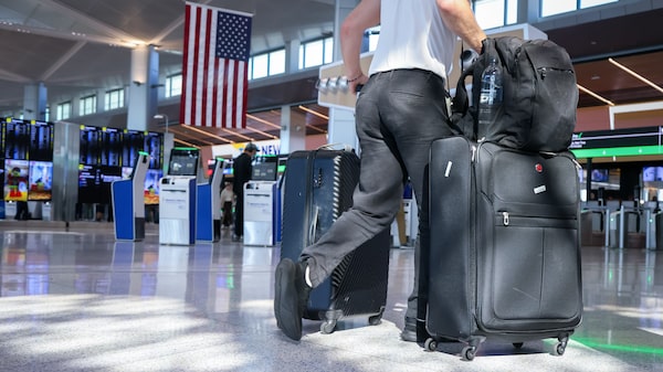 EE.UU. suspende procesamiento de visas para 75 de países, incluidos Brasil y Rusia EE.UU. suspende procesamiento de visas para 75 de países, incluidos Brasil y Rusia