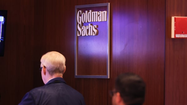 Goldman Sachs aumenta el gasto en salarios mientras caen en picada sus beneficios Goldman Sachs aumenta el gasto en salarios mientras caen en picada sus beneficios