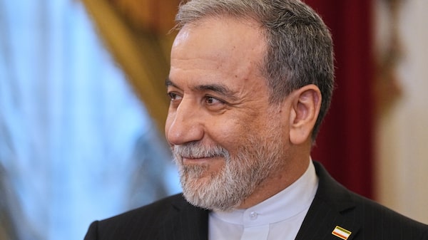 El ministro de Asuntos Exteriores de Irán viaja a China por primera vez desde la guerra El ministro de Asuntos Exteriores de Irán viaja a China por primera vez desde la guerra