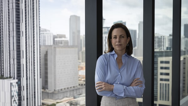 Adriana Cisneros busca US$ 1 bi para fundo de ‘reconstrução’ da Venezuela, dizem fontes Adriana Cisneros busca US$ 1 bi para fundo de ‘reconstrução’ da Venezuela, dizem fontes