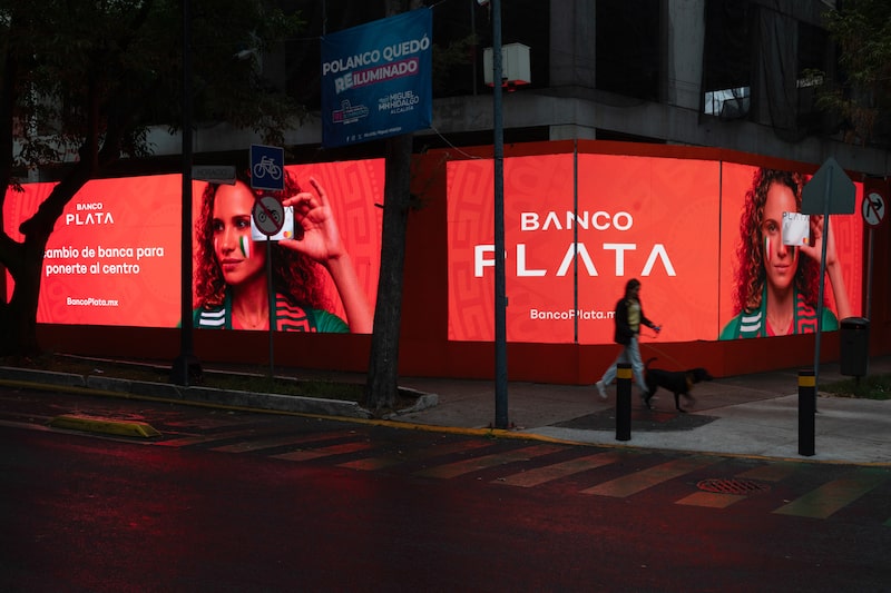 A Banco Plata advertisement in Mexico City, Mexico, on Sunday, June 7, 2026. Digital bank Banco Plata secured $300 million in new financing from investors including Oaktree Capital Management and Macquarie Group Ltd. as it bolsters its funding base amid rapidly growing banking operations in Mexico. Photographer: Stephania Corpi/Bloomberg A Banco Plata advertisement in Mexico City, Mexico, on Sunday, June 7, 2026. Digital bank Banco Plata secured $300 million in new financing from investors including Oaktree Capital Management and Macquarie Group Ltd. as it bolsters its funding base amid rapidly growing banking operations in Mexico. Photographer: Stephania Corpi/Bloomberg