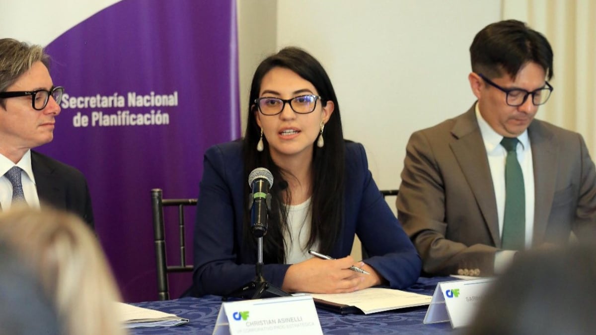 Sariha Moya deja el Ministerio de Desarrollo Económico de Ecuador: la reemplaza Bernardo Cordovez
