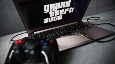Lanzamiento de GTA 6 se retrasa y Take-Two cae 10% en operaciones posteriores al cierre Lanzamiento de GTA 6 se retrasa y Take-Two cae 10% en operaciones posteriores al cierre