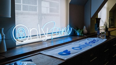 Empresário dono do OnlyFans recebe US$ 1 bilhão em dividendos em três anos Empresário dono do OnlyFans recebe US$ 1 bilhão em dividendos em três anos