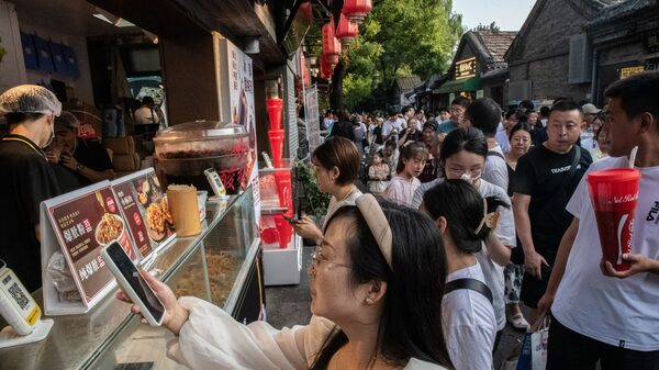 Las dificultades de la economía china no detienen a los jóvenes de gastar Las dificultades de la economía china no detienen a los jóvenes de gastar