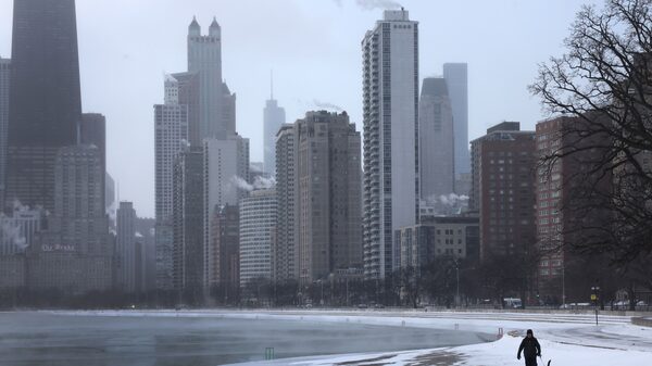 Tormenta y bajas temperaturas en EE.UU. dejan apagones y demoras en vuelos y viajes Tormenta y bajas temperaturas en EE.UU. dejan apagones y demoras en vuelos y viajes