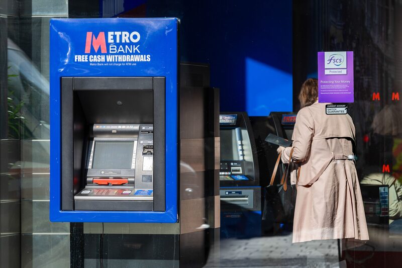 Metro Banco Metro Banco