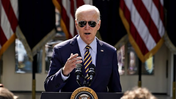 Biden dice que conversaciones por techo de la deuda están avanzando Biden dice que conversaciones por techo de la deuda están avanzando