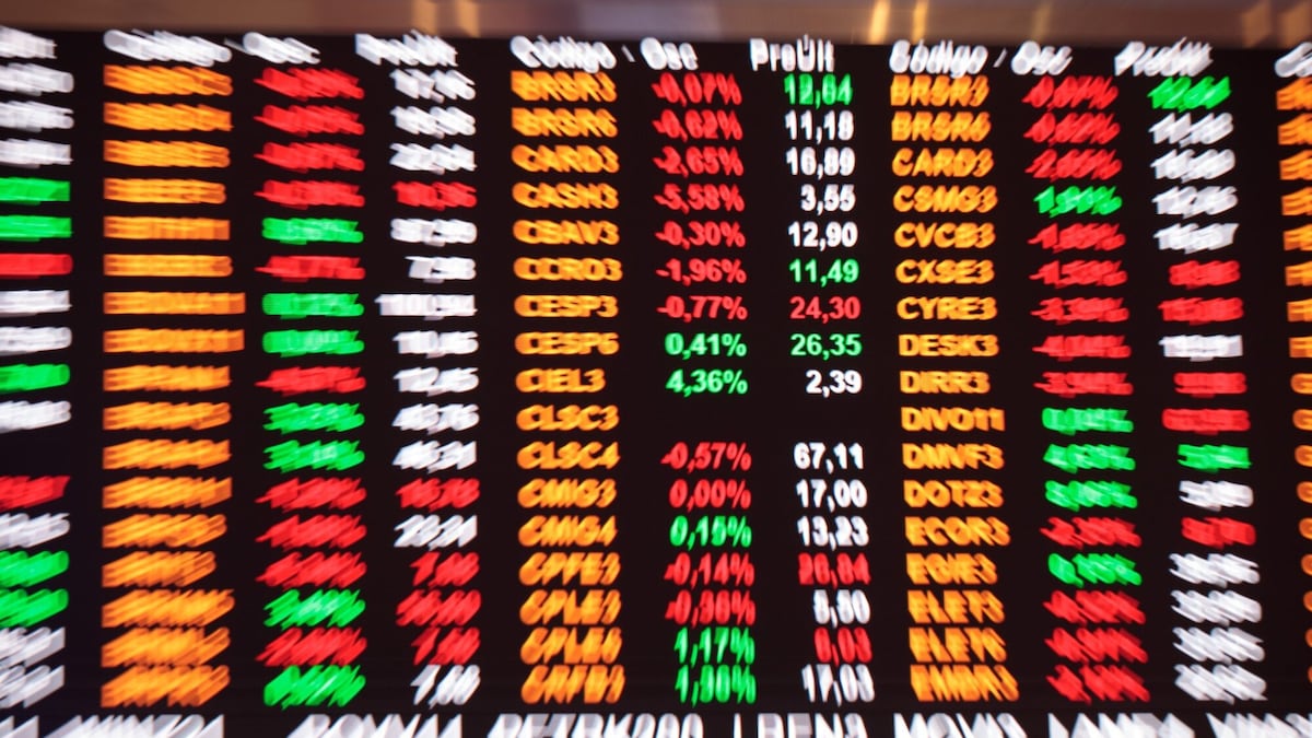 Levantamento aponta preferência por bancos, blue chips e ativos defensivos (Foto: Bloomberg)