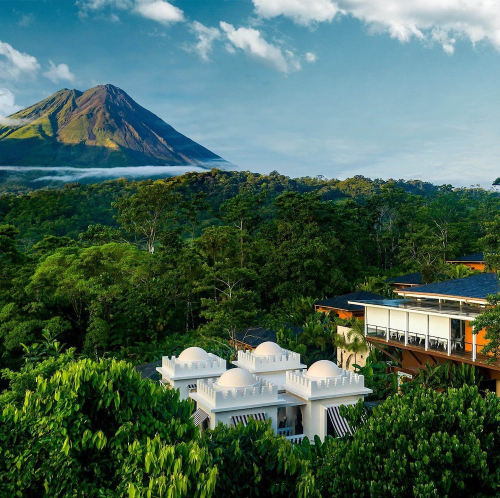 La vista desde Nayara Springs. La vista desde Nayara Springs.