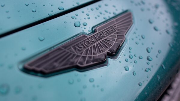 Aston Martin está en conversaciones para enfrentar una deuda de US$1,4 mil millones Aston Martin está en conversaciones para enfrentar una deuda de US$1,4 mil millones