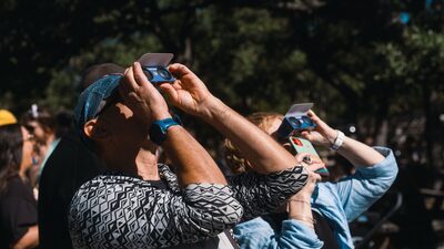 Qué tener en cuenta si piensa comprar gafas para ver el eclipse solar 2024 Qué tener en cuenta si piensa comprar gafas para ver el eclipse solar 2024