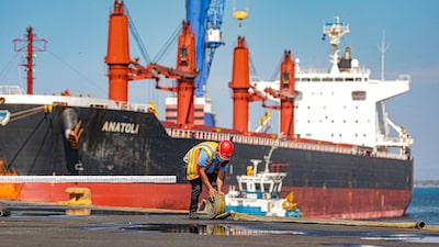 Así están los puertos marítimos de El Salvador y Guatemala con el embate de Julia Así están los puertos marítimos de El Salvador y Guatemala con el embate de Julia