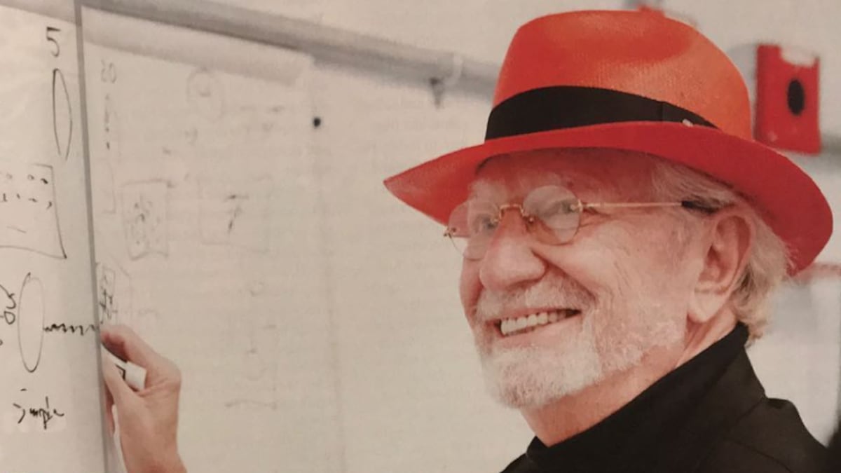 Quién es Herbert 'Herbie' Wertheim, el magnate que pagó una fortuna por el primer Ferrari eléctrico