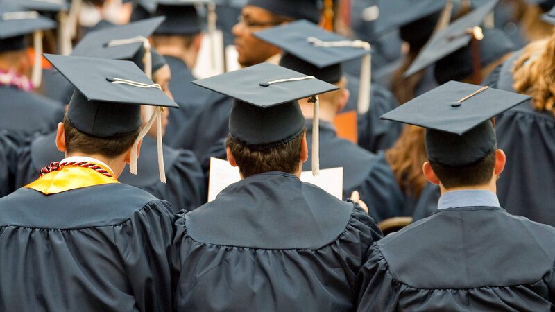 Desemprego entre pessoas com diploma universitário chega ao maior nível nos EUA Desemprego entre pessoas com diploma universitário chega ao maior nível nos EUA