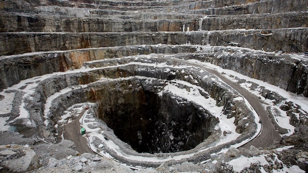 Rio Tinto marca el final de su negocio de diamantes al cerrar su última mina en Canadá Rio Tinto marca el final de su negocio de diamantes al cerrar su última mina en Canadá