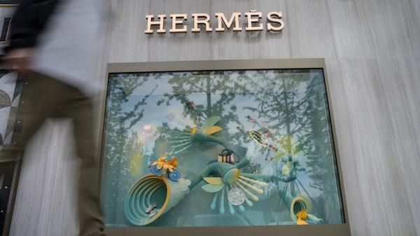 Hermès decepciona con sus ventas en Asia, su principal mercado, por la debilidad de China Hermès decepciona con sus ventas en Asia, su principal mercado, por la debilidad de China