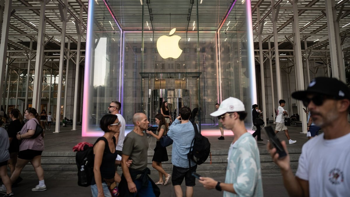 ¿Por qué las acciones de Apple podrían caer incluso si el iPhone 18 cumple las expectativas?