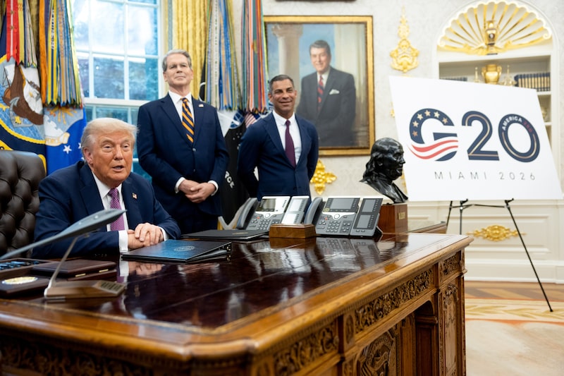 Suárez reunirá a Trump, Messi y Griffin en su última gran conferencia como alcalde de Miami. Suárez reunirá a Trump, Messi y Griffin en su última gran conferencia como alcalde de Miami.