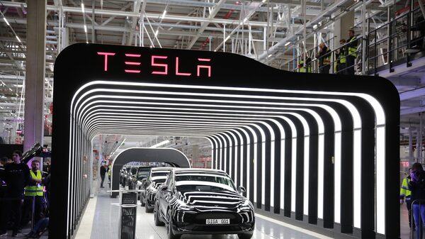 Tesla quer reinventar linha de montagem com ‘técnica Lego’ e gastar até 50% menos Tesla quer reinventar linha de montagem com ‘técnica Lego’ e gastar até 50% menos