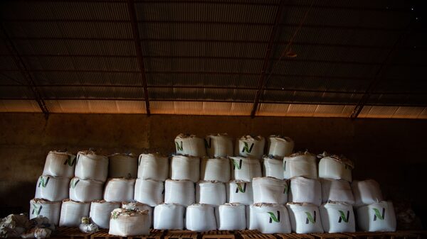 Record Crops In Brazil Lead Vale-Backed Rail Company to Expand Fertilizer Business Record Crops In Brazil Lead Vale-Backed Rail Company to Expand Fertilizer Business