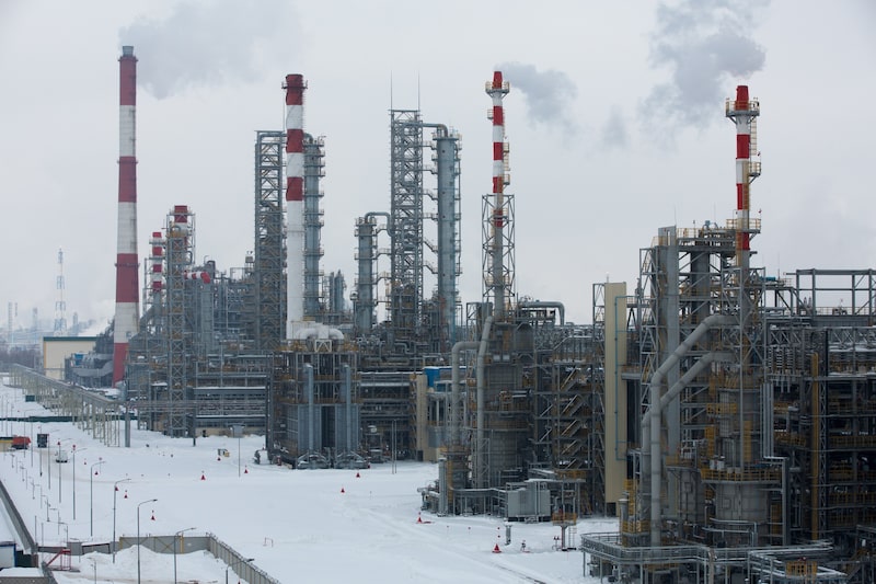 La unidad de hidrotratamiento de diésel del complejo de refinería y petroquímica de Taneco, en Nizhnekamsk, Tartaristán (Rusia). Foto: Bloomberg La unidad de hidrotratamiento de diésel del complejo de refinería y petroquímica de Taneco, en Nizhnekamsk, Tartaristán (Rusia). Foto: Bloomberg