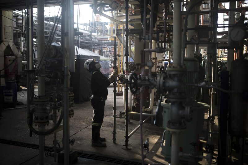 Los choques de la guerra y el encarecimiento de la energía y los alimentos han abierto un abismo entre la inversión de los exportadores y los importadores. Los choques de la guerra y el encarecimiento de la energía y los alimentos han abierto un abismo entre la inversión de los exportadores y los importadores.