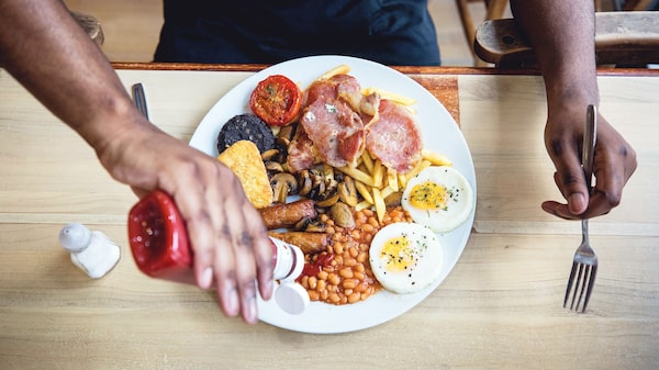 Índice del desayuno alcanza nuevo máximo tras escasez de alimentos en Reino Unido Índice del desayuno alcanza nuevo máximo tras escasez de alimentos en Reino Unido