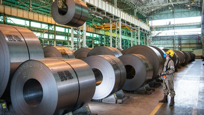 Como a saída da Nippon pressiona a Ternium sobre questões cruciais da Usiminas Como a saída da Nippon pressiona a Ternium sobre questões cruciais da Usiminas