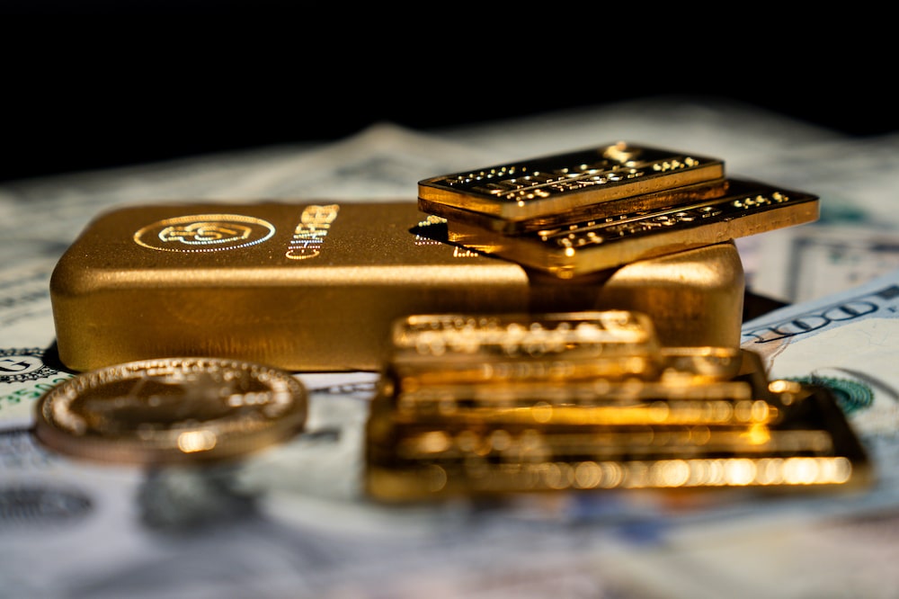 Gold Tops $5,500 as Record Rally Gains Pace Gold Tops $5,500 as Record Rally Gains Pace