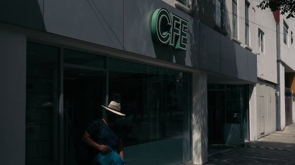 CFE dice que la baja de calificación a México no afecta su posición financiera CFE dice que la baja de calificación a México no afecta su posición financiera