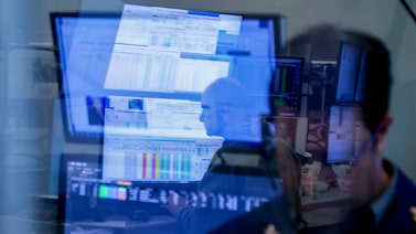 Volatilidade despenca e ‘carry trade’ ganha impulso adicional Volatilidade despenca e ‘carry trade’ ganha impulso adicional