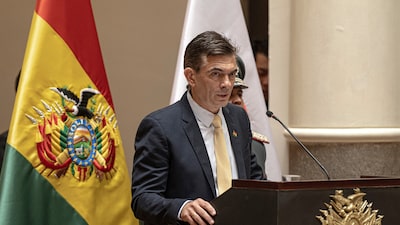 Bolivia dice que Tesla, Amazon y Oracle invertirán en el país Bolivia dice que Tesla, Amazon y Oracle invertirán en el país