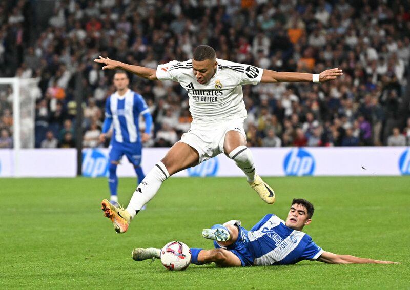 El delantero francés del Real Madrid #09 Kylian Mbappé. El delantero francés del Real Madrid #09 Kylian Mbappé.