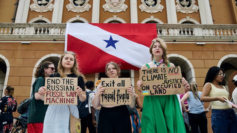 COP30 chega ao fim com acordo climático, mas sem mencionar combustíveis fósseis COP30 chega ao fim com acordo climático, mas sem mencionar combustíveis fósseis