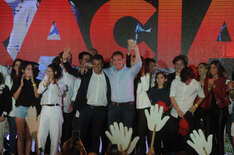 Juntos se impuso en la provincia de Buenos Aires por menor margen que en las PASO. Juntos se impuso en la provincia de Buenos Aires por menor margen que en las PASO.