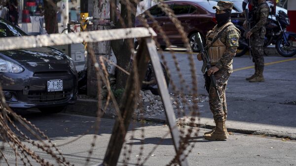 El Salvador extiende su Régimen de Excepción para combatir a las pandillas El Salvador extiende su Régimen de Excepción para combatir a las pandillas