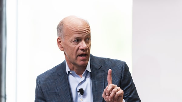 Director ejecutivo y director financiero de SVB renuncian tras colapso del banco Director ejecutivo y director financiero de SVB renuncian tras colapso del banco