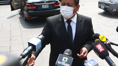 Ministro de Defensa de Perú renuncia de forma irrevocable Ministro de Defensa de Perú renuncia de forma irrevocable