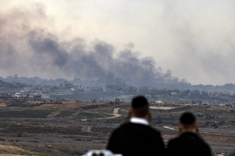 Además de matar a 1.200 personas, Hamás tomó unos 250 como rehenes cuando asaltó el sur de Israel en octubre de 2023. Además de matar a 1.200 personas, Hamás tomó unos 250 como rehenes cuando asaltó el sur de Israel en octubre de 2023.