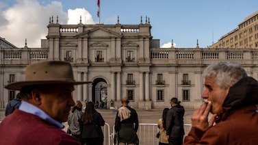 Swaps a largo plazo de Chile alcanzan su nivel más alto en 18 meses pese a debilidad de la economía Swaps a largo plazo de Chile alcanzan su nivel más alto en 18 meses pese a debilidad de la economía