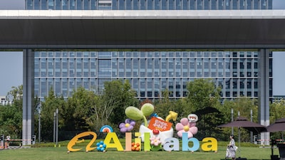 Alibaba aumenta sus ingresos 9% por auge de la IA en China, pero su beneficio neto cae 75% Alibaba aumenta sus ingresos 9% por auge de la IA en China, pero su beneficio neto cae 75%