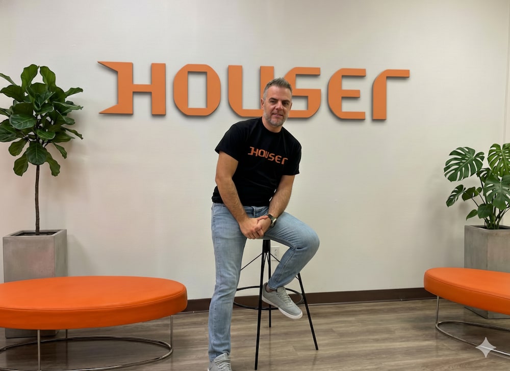 Felipe Rossi, CEO da Houser: vamos fechar o ano de 2026 com crescimento de 10 vezes Felipe Rossi, CEO da Houser: vamos fechar o ano de 2026 com crescimento de 10 vezes