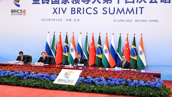 Los BRICS debaten su expansión; más de 12 miembros interesados en adherirse Los BRICS debaten su expansión; más de 12 miembros interesados en adherirse